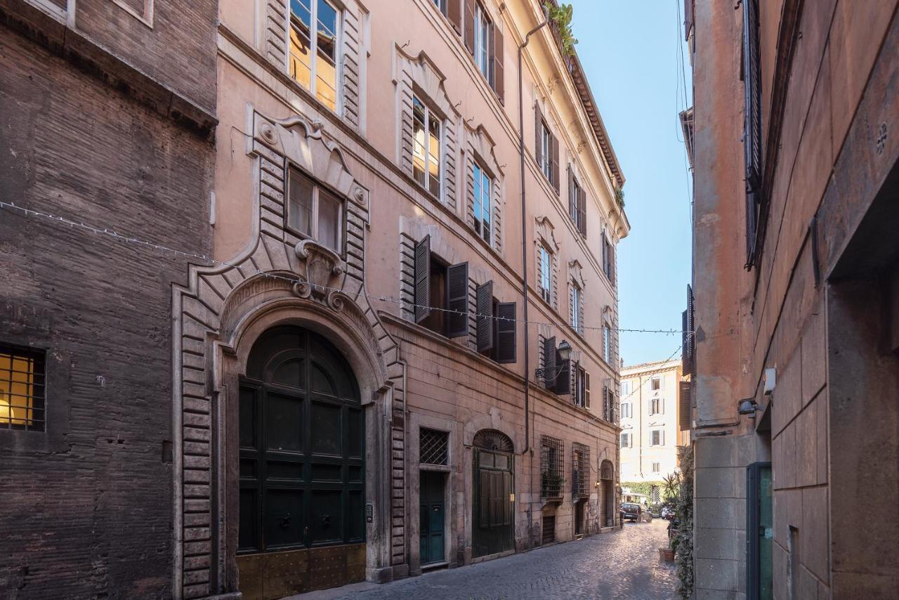 Roma Central Studio Exterior photo
